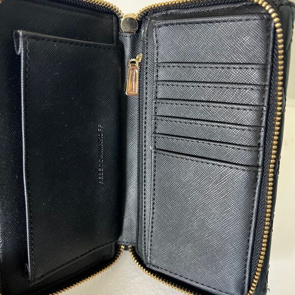 Rebecca Minkoff Black Quilted Zip Up Wallet Wristlet - Picture 6 of 8